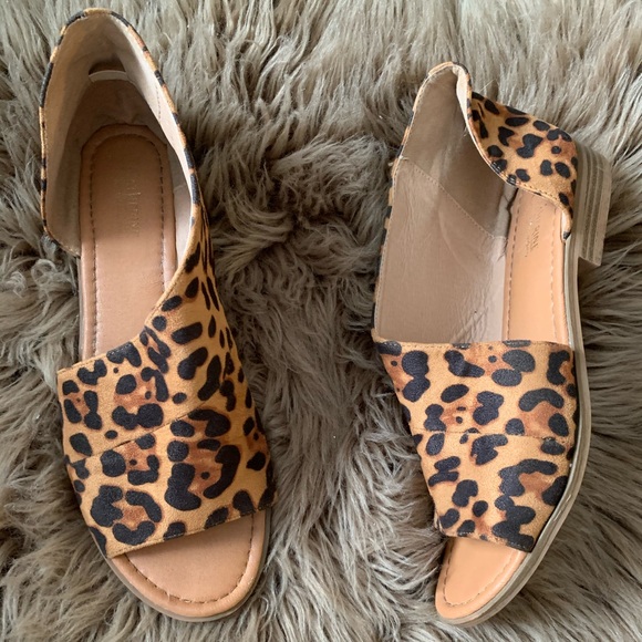 Catherine Malandrino Shoes - Catherine Malandrino Theorie Tan Animal Print Flat